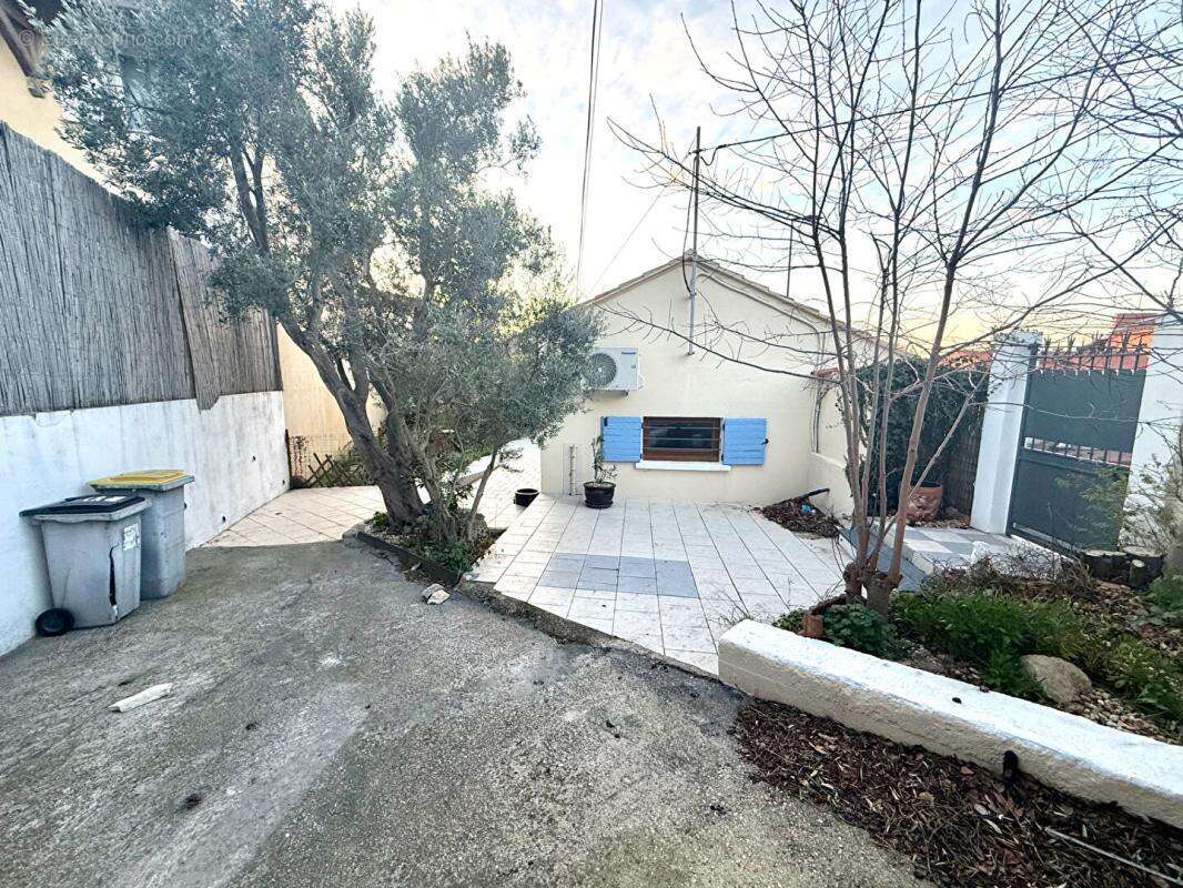 Maison à SAINT-CHAMAS