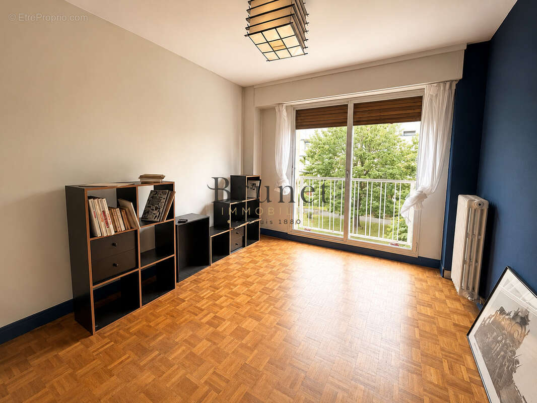 Appartement à SAINT-MAUR-DES-FOSSES