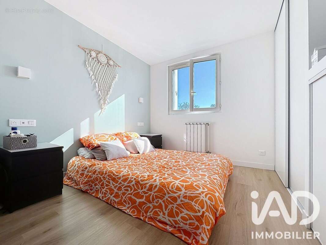 Photo 9 - Appartement à LE PLESSIS-TREVISE