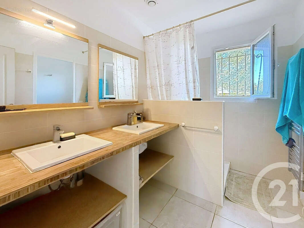 Maison à PRUNELLI-DI-FIUMORBO