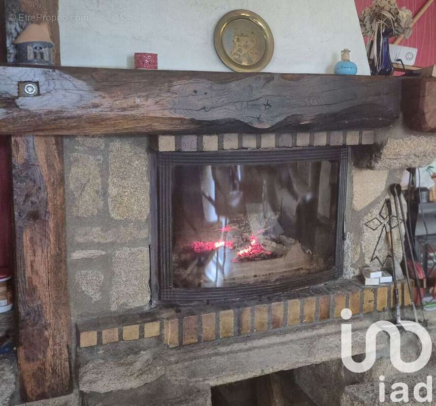 Photo 3 - Maison à SAINT-LEONARD-DE-NOBLAT