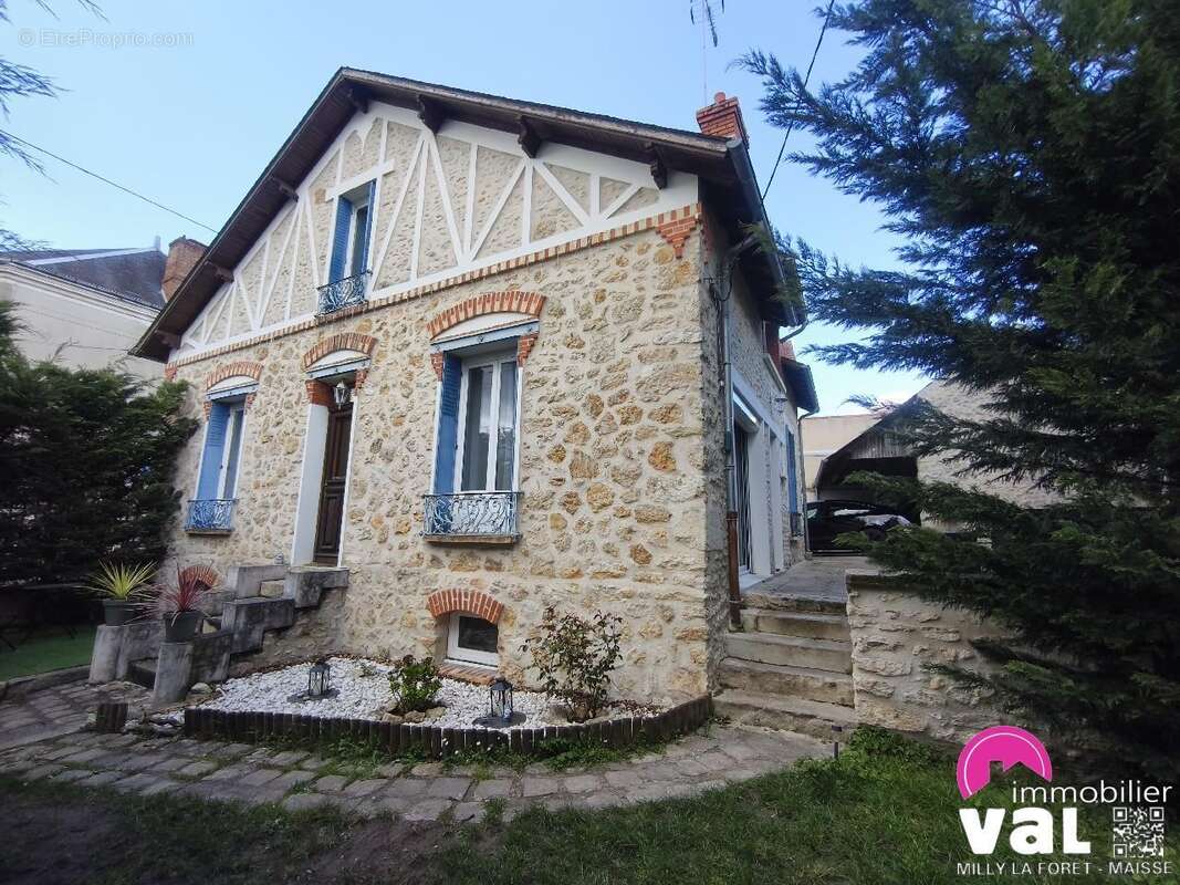 Maison à MAISSE
