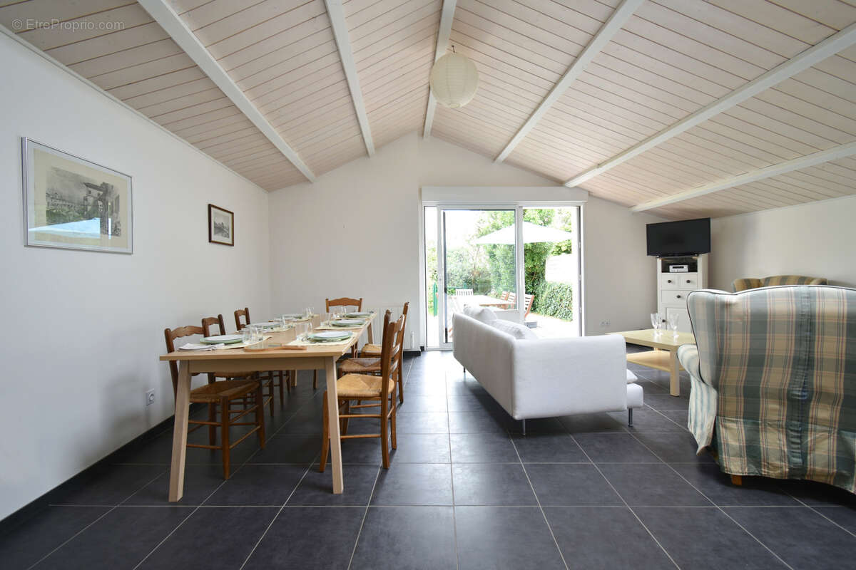 Maison à L&#039;AIGUILLON-SUR-VIE