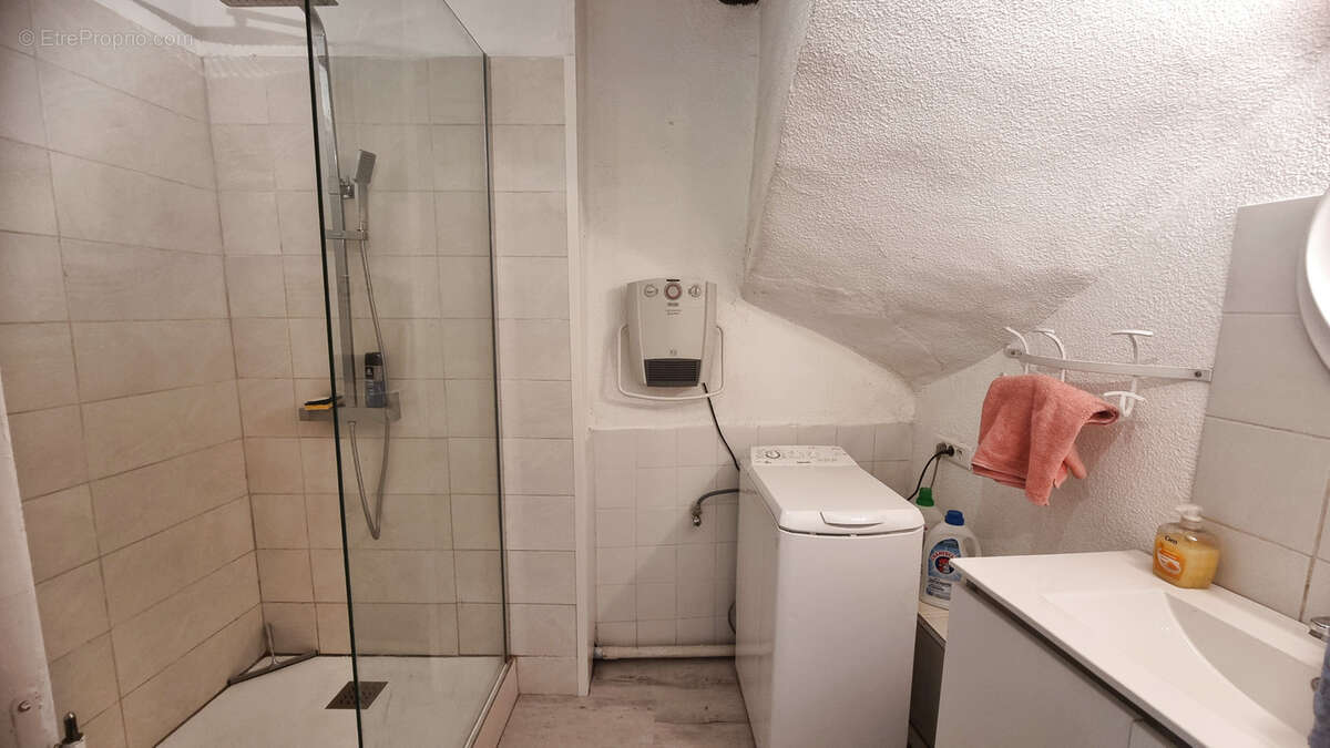 Appartement à LA CRAU