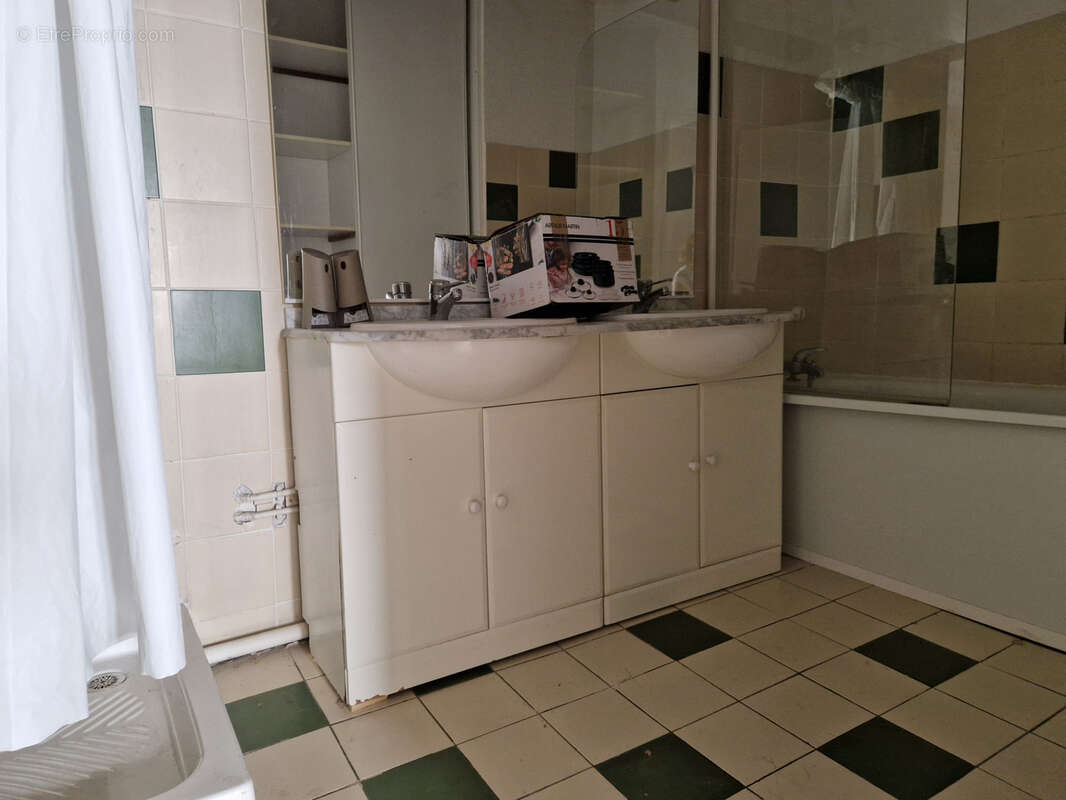 Appartement à BEZIERS