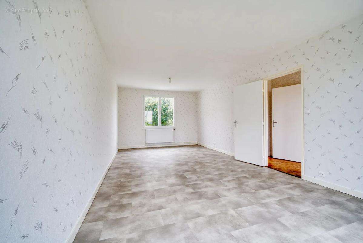 Maison à SAINT-GEORGES-DU-BOIS