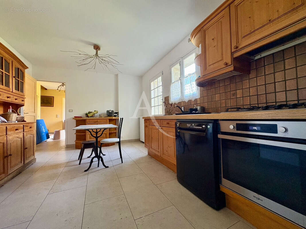 Maison à GIF-SUR-YVETTE