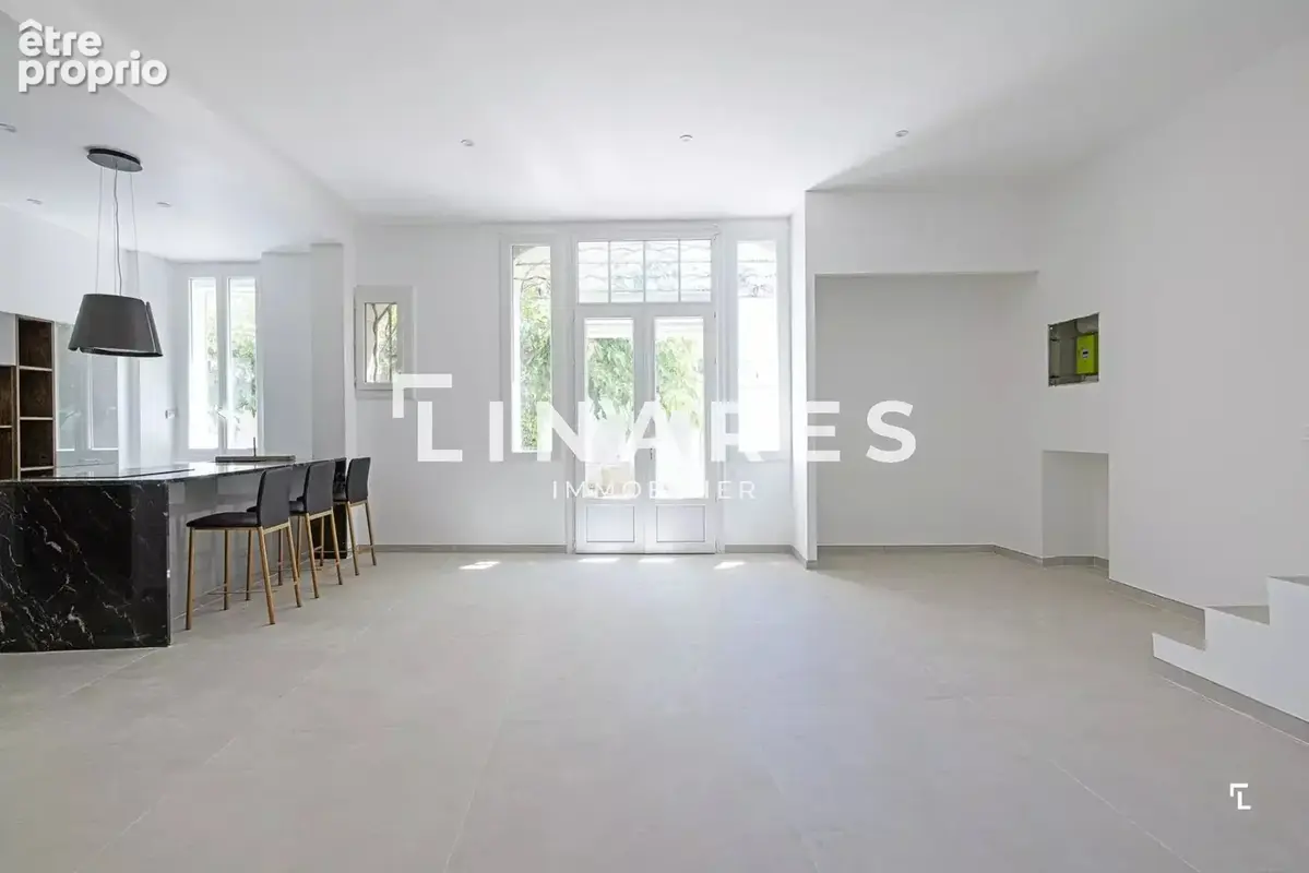 DIVINE IDYLLE - Maison de 147 m2 Parking et Terrasse - 13011 Marseille - Eoures - Les Camoins - photo 4