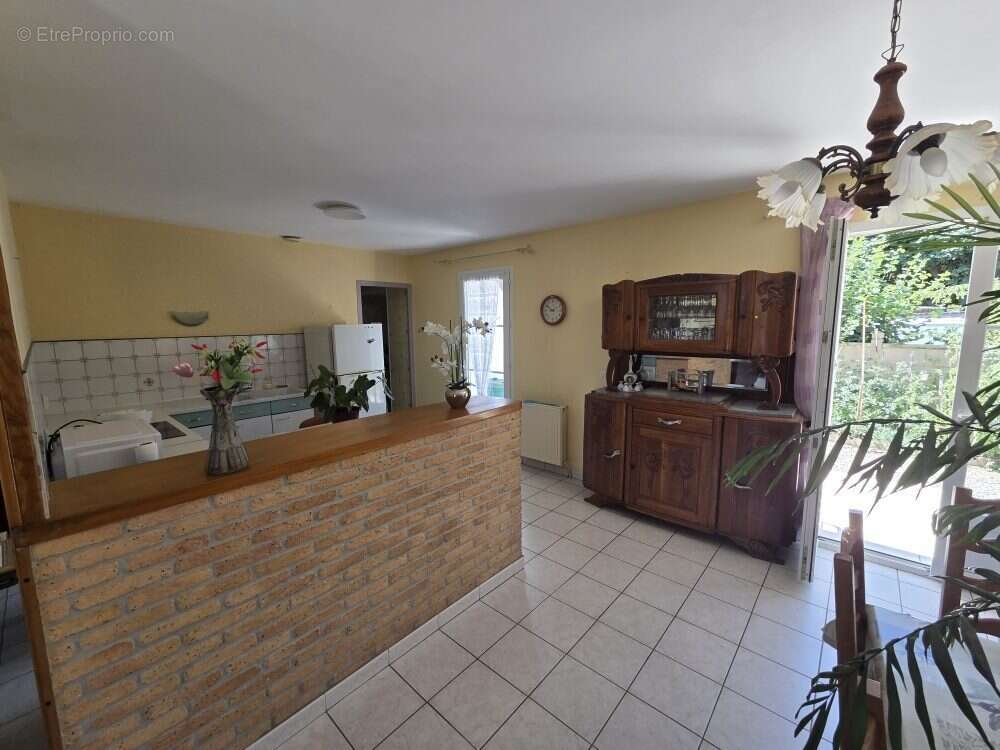 Maison 125 m² à Sees  - photo 6