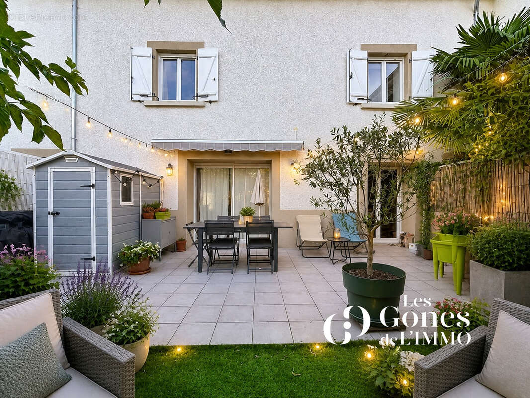 Appartement à CRAPONNE
