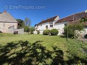 Appartement à AUTRY-LE-CHATEL