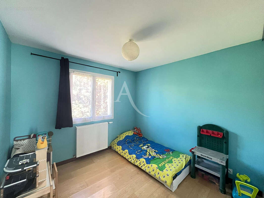 Maison récente avec 3 chambres à 10 minutes de Gémil ! - photo 8