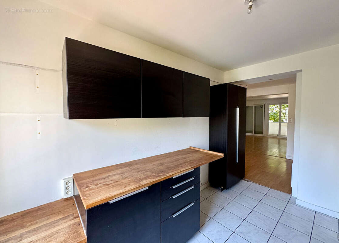CLERMONT-FERRAND / Appartement à vendre quartier Les Salins de 84 M2 avec balcon ! - photo 8