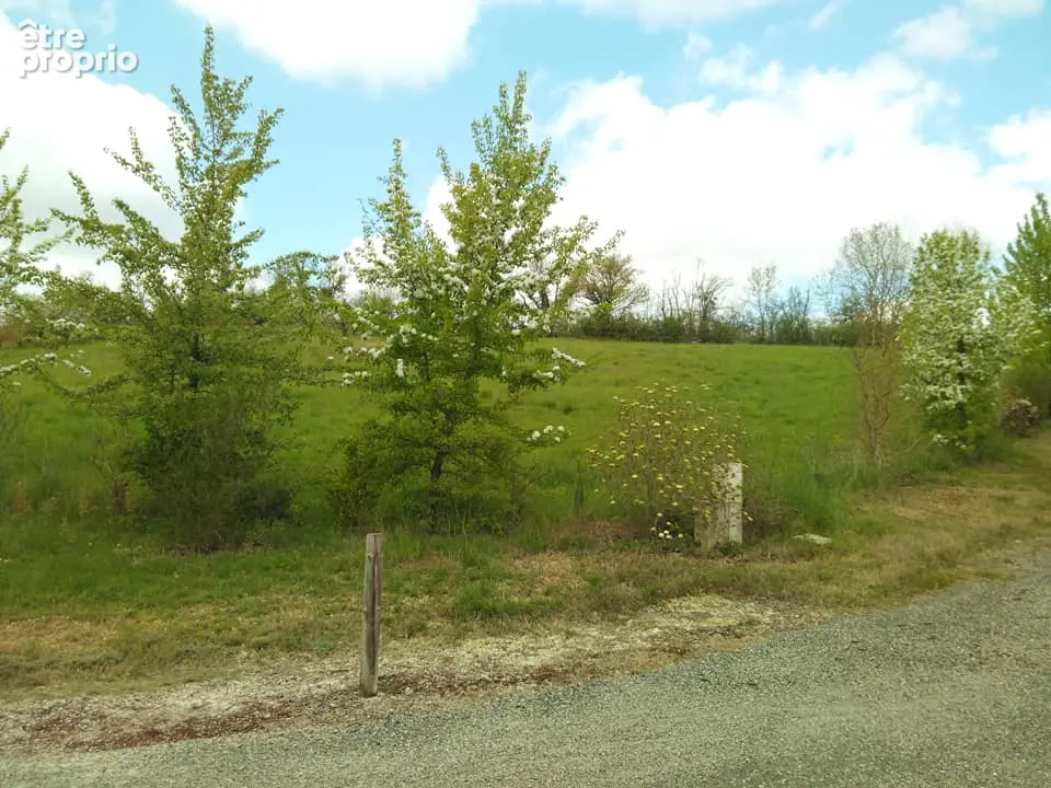 Terrain constructible Ceran(32500)2524m² - photo 2