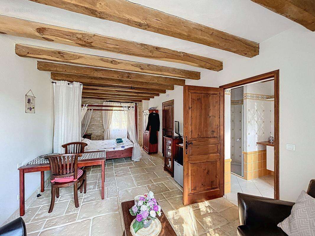 Maison à GOURDON