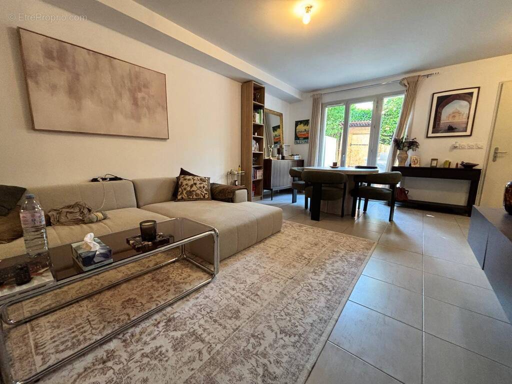 Appartement à DIVONNE-LES-BAINS