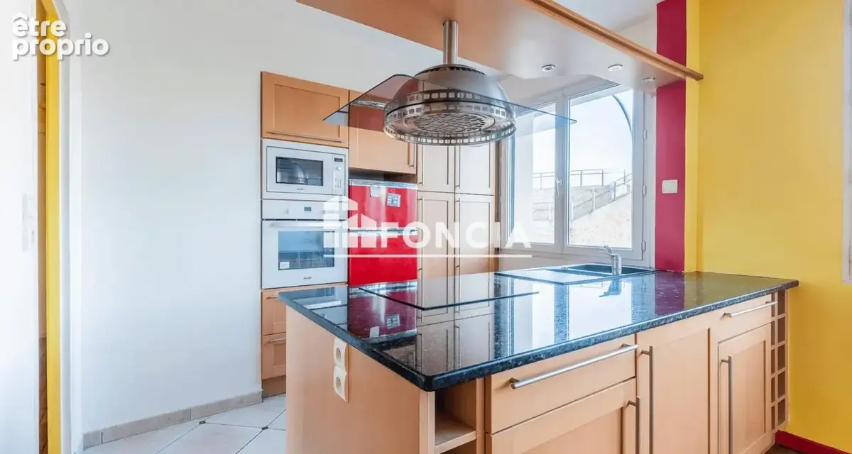 Appartement 4 piece 78m2 proche gare immediate - photo 4
