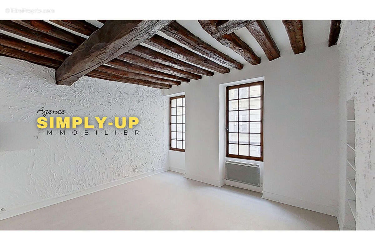 Appartement à PARIS-7E
