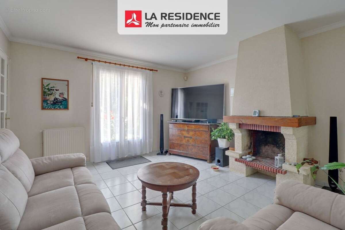 Maison 110 m² à Maurecourt  - photo 3