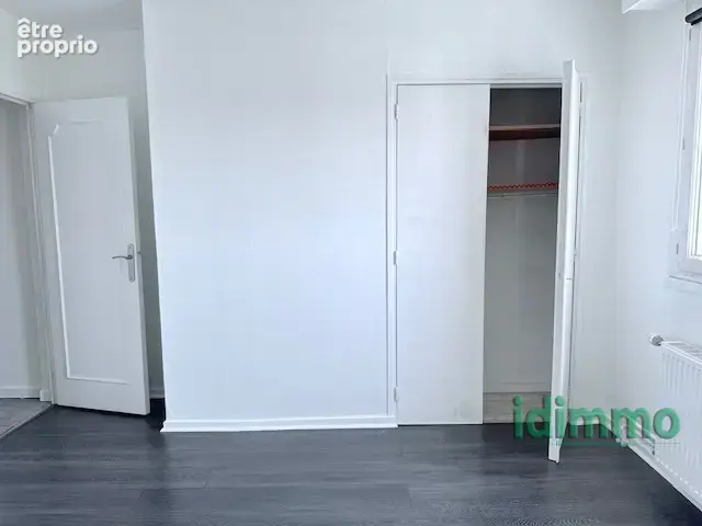 Dernier étage 11 ème avec vue imprenable - photo 12