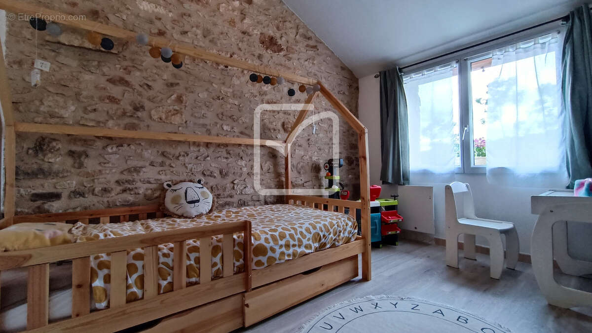 Maison à CUBJAC