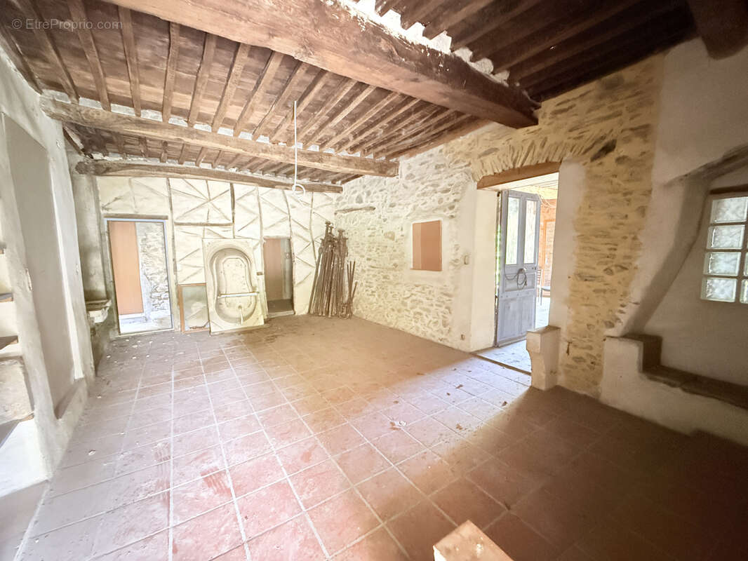 Maison à SUMENE