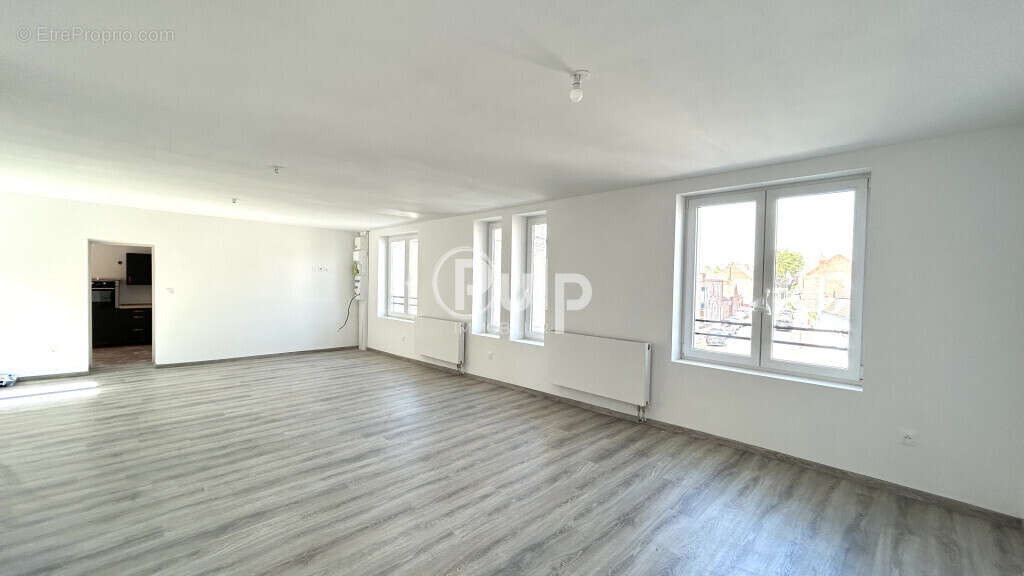 Appartement à MONTIGNY-EN-GOHELLE