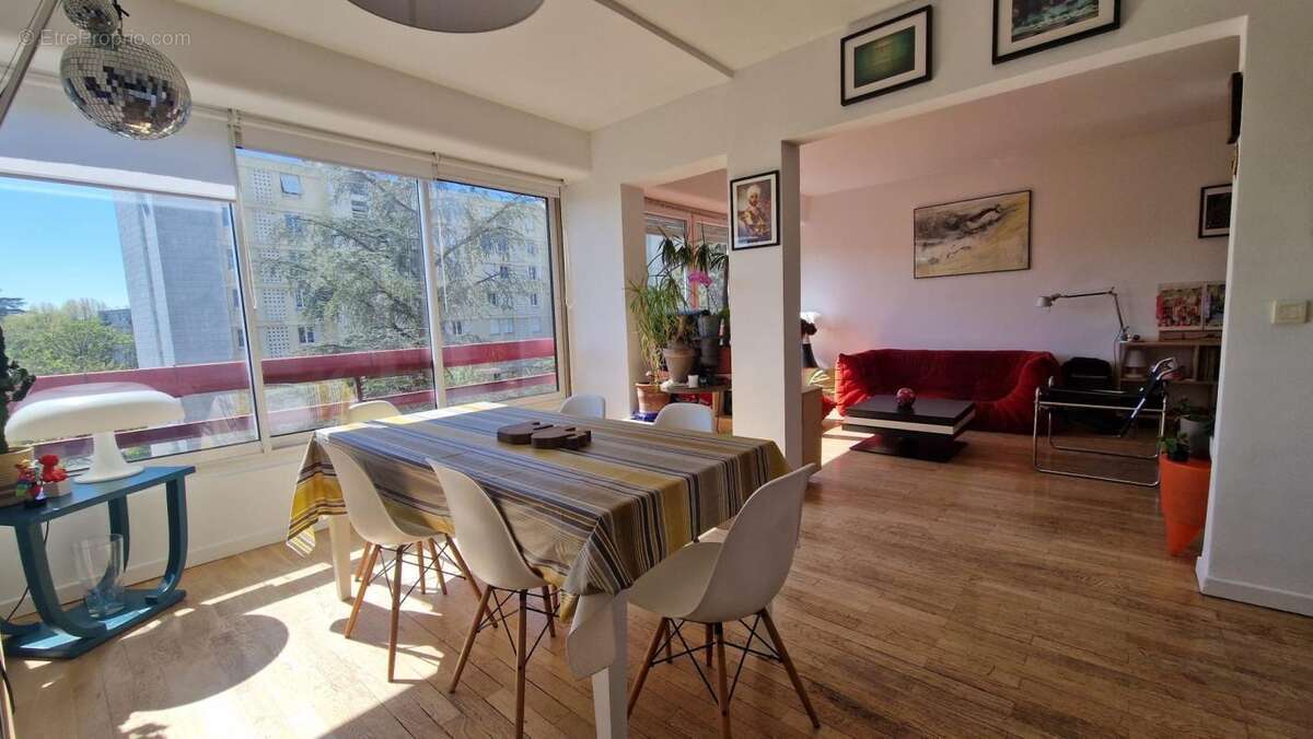 Appartement à CALUIRE-ET-CUIRE