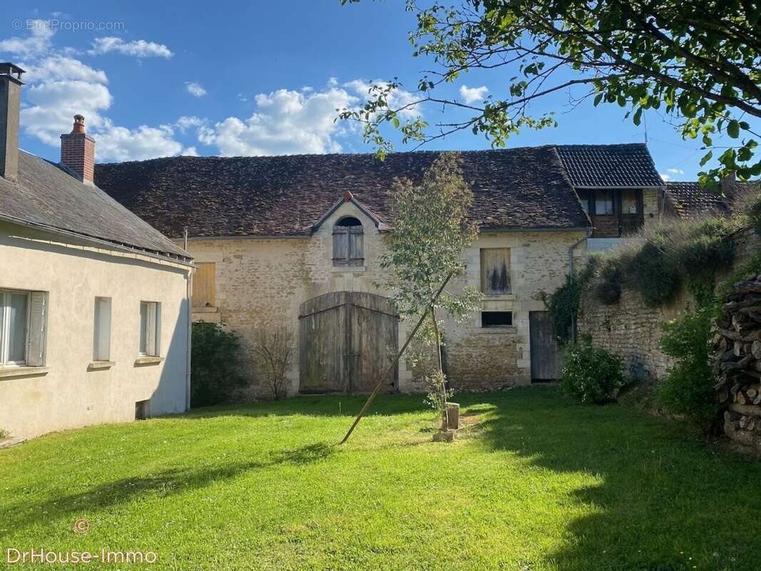 Maison à SAINT-AUBIN-DES-CHAUMES