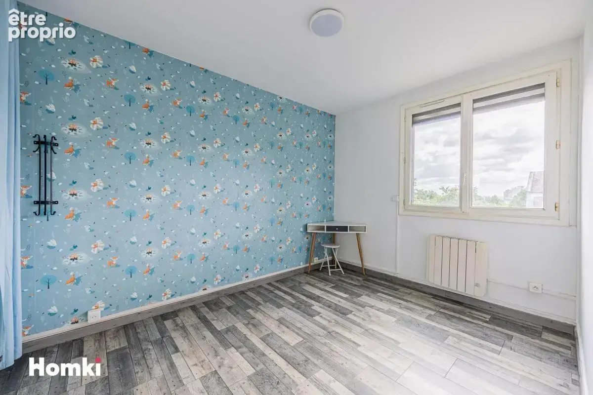 Appartement T3 lumineux de 59 m² à Montreuil, Rue Yves Farge - photo 5