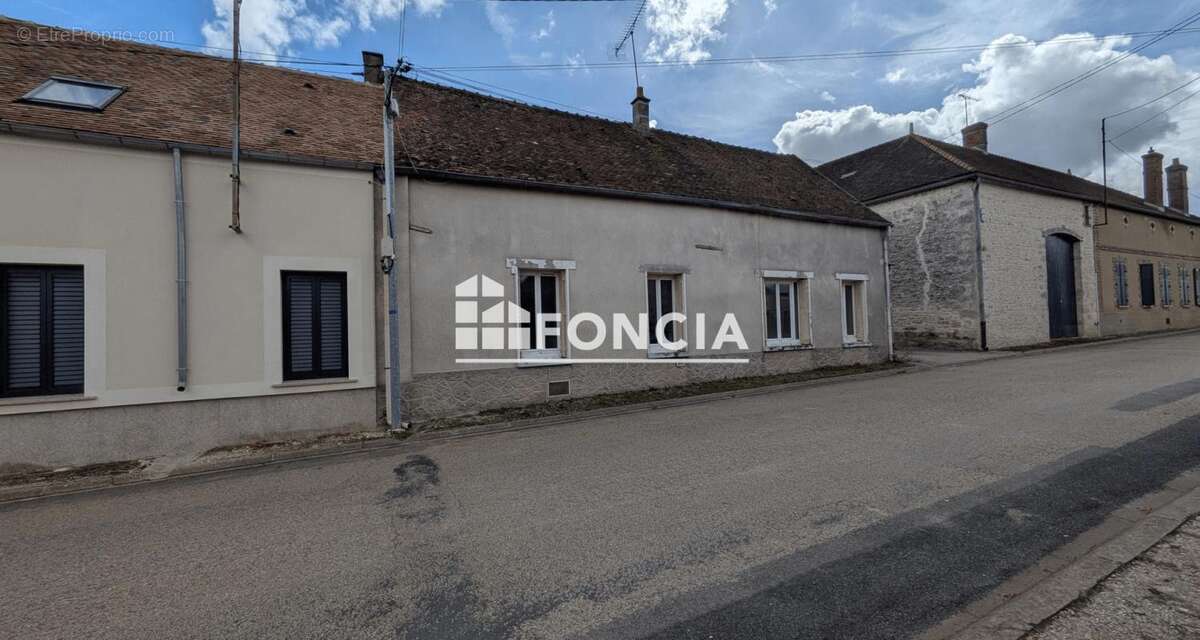 Maison à CHEVRAINVILLIERS