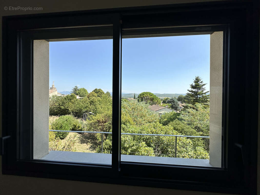 Maison à MONTBOUCHER-SUR-JABRON