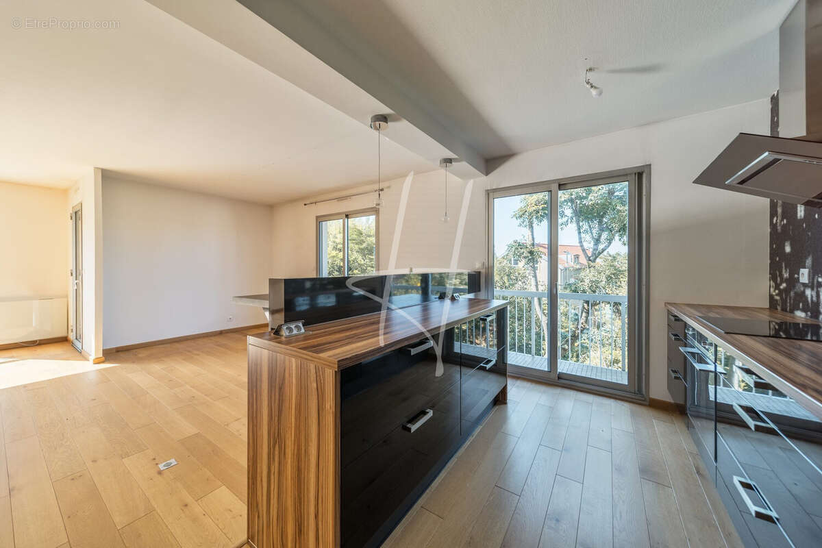 Appartement à LE BAN-SAINT-MARTIN