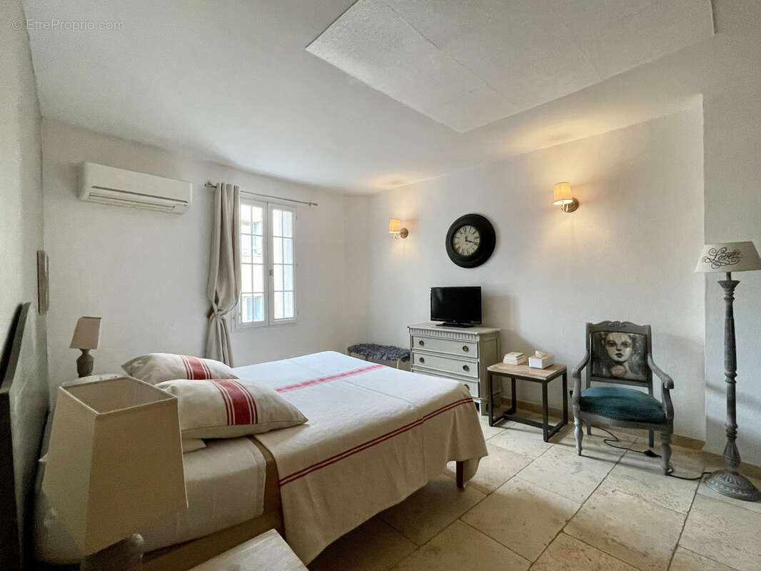 Appartement à L&#039;ISLE-SUR-LA-SORGUE