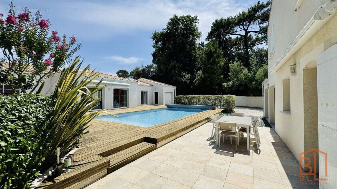 Maison à SAINT-GEORGES-DE-DIDONNE
