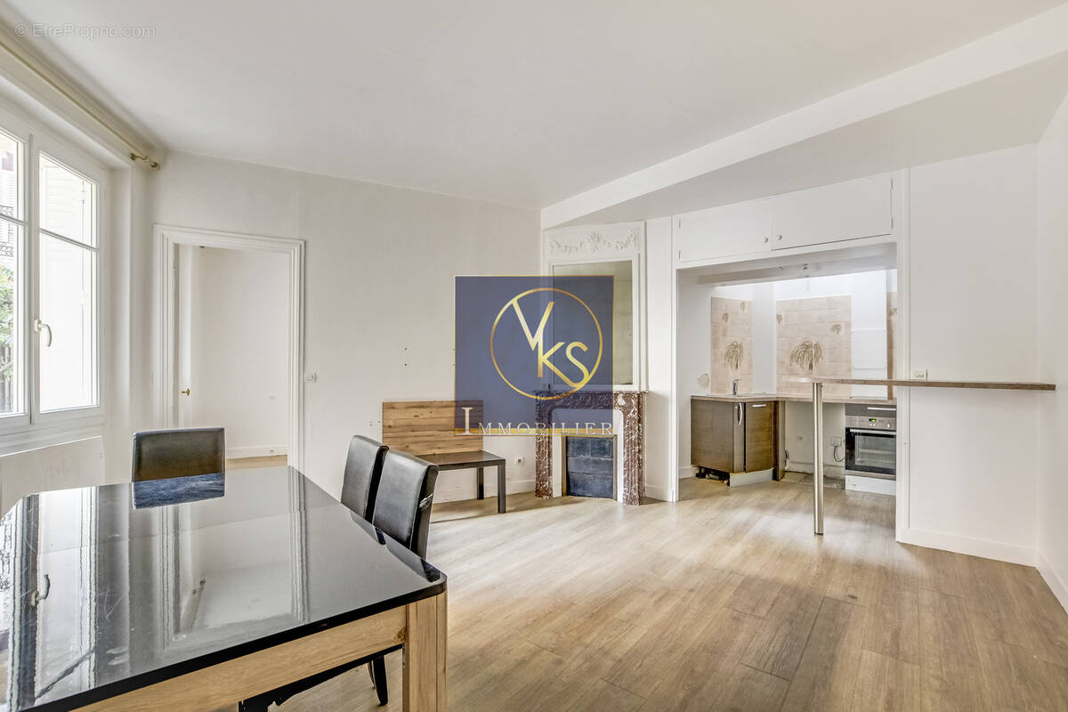 Appartement à PARIS-15E