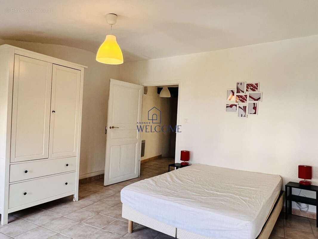 Appartement à SAINT-PAUL-TROIS-CHATEAUX