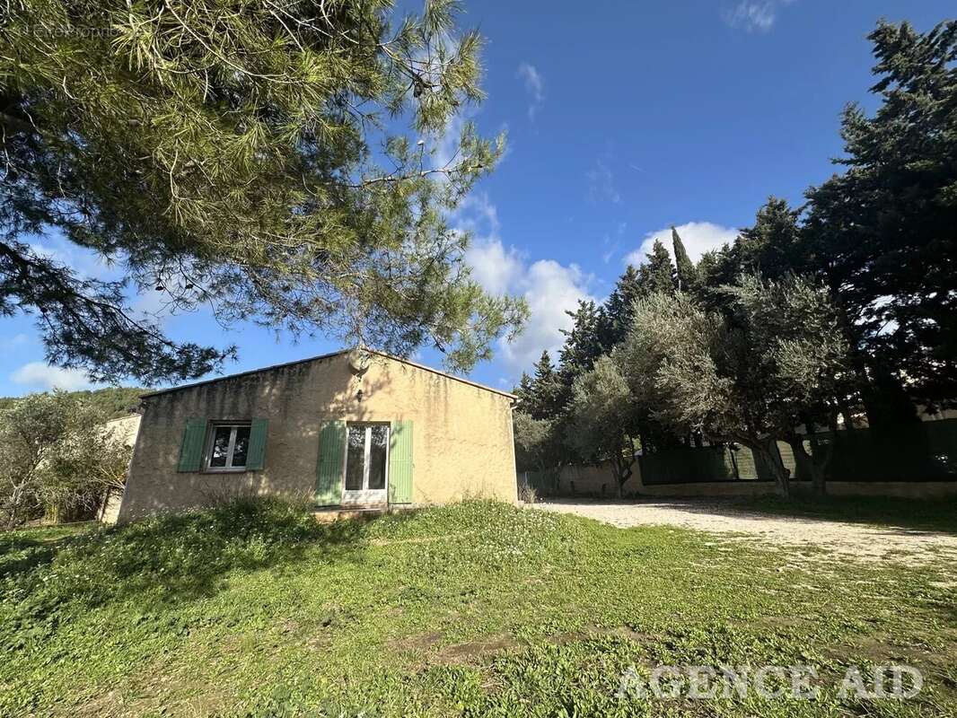 Maison à CUGES-LES-PINS