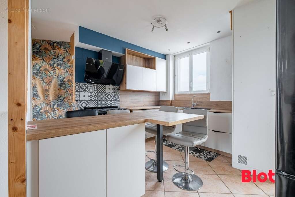 Appartement 93 m² à Saint-Nazaire  - photo 4