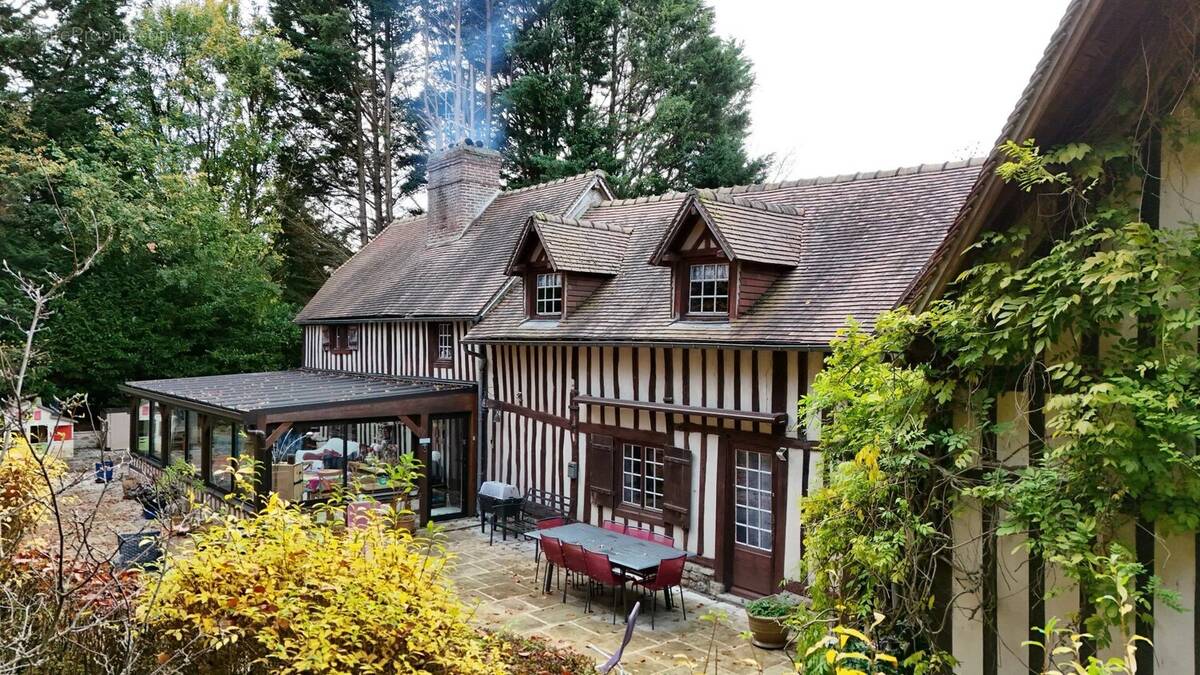 Maison à SAINT-GERMAIN-DE-LIVET