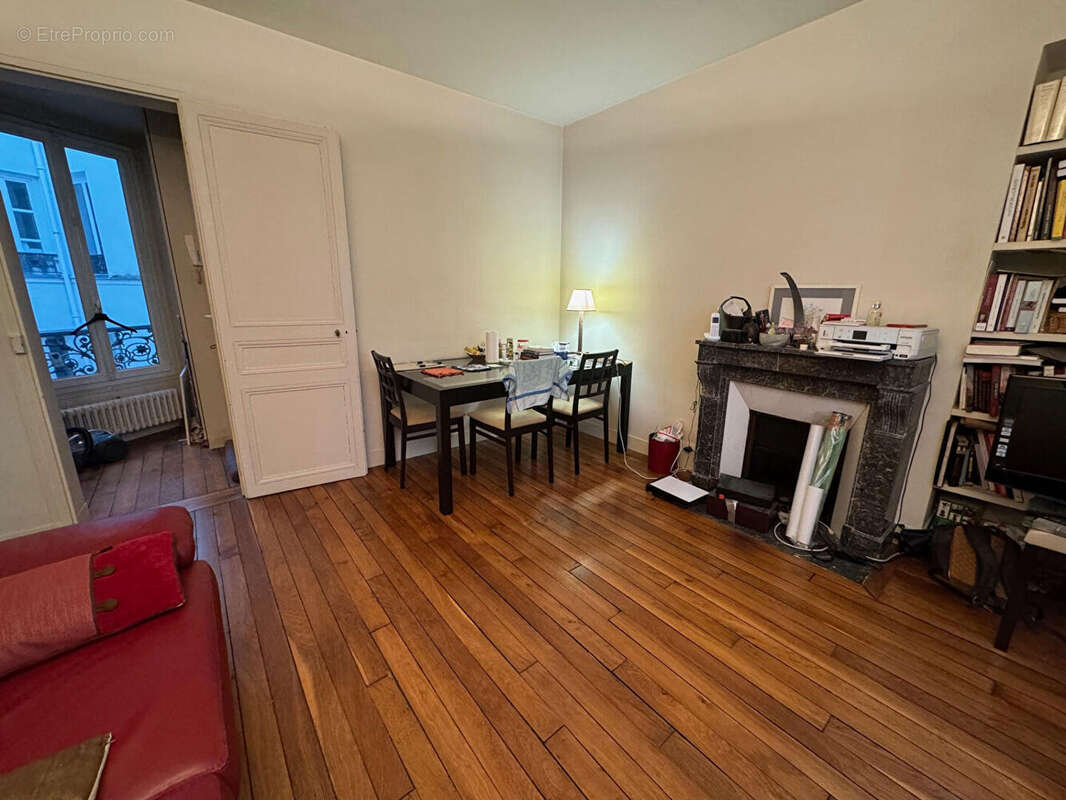 Appartement à PARIS-6E
