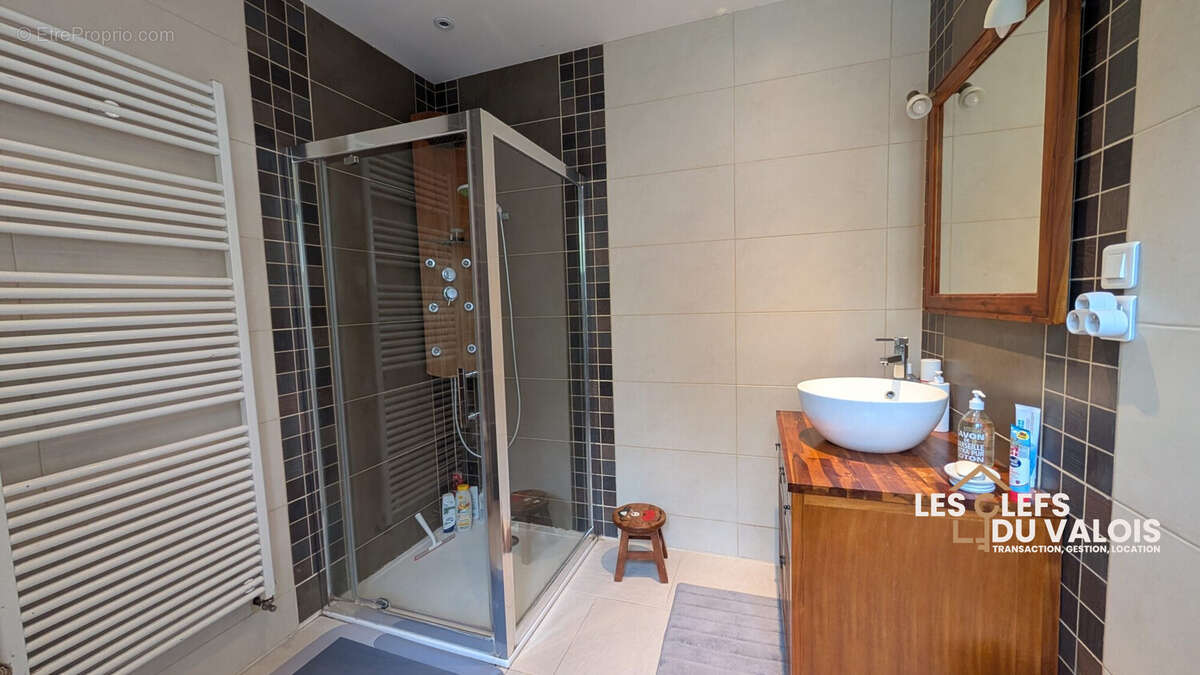 Maison à CREPY-EN-VALOIS