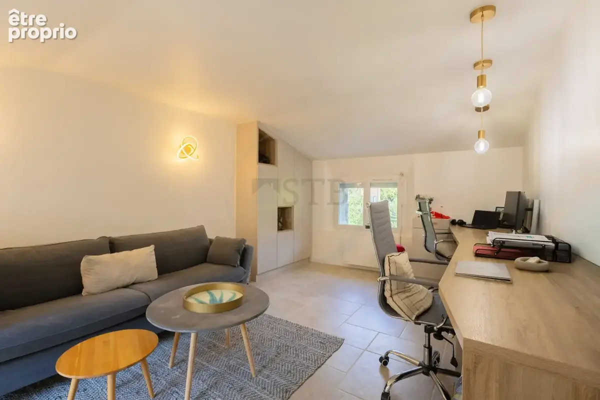 Maison 11 pièces 195 m² à vendre à Privas (07000) - photo 8
