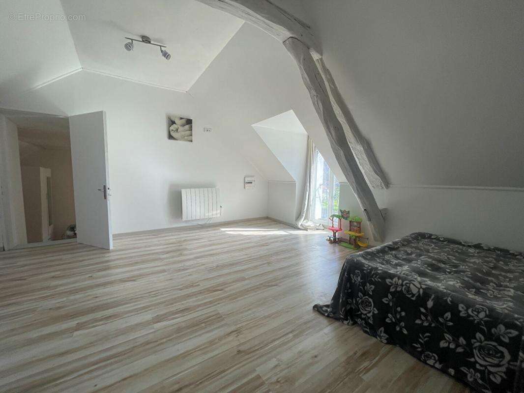 Maison à NOGENT-SUR-VERNISSON