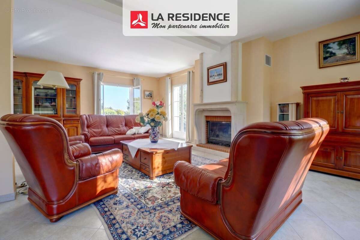 Maison 285 m² à Gambais  - photo 4
