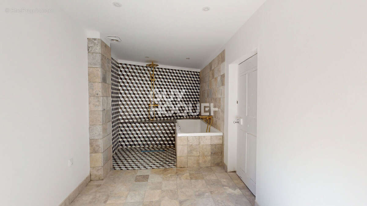 Maison à CAROMB