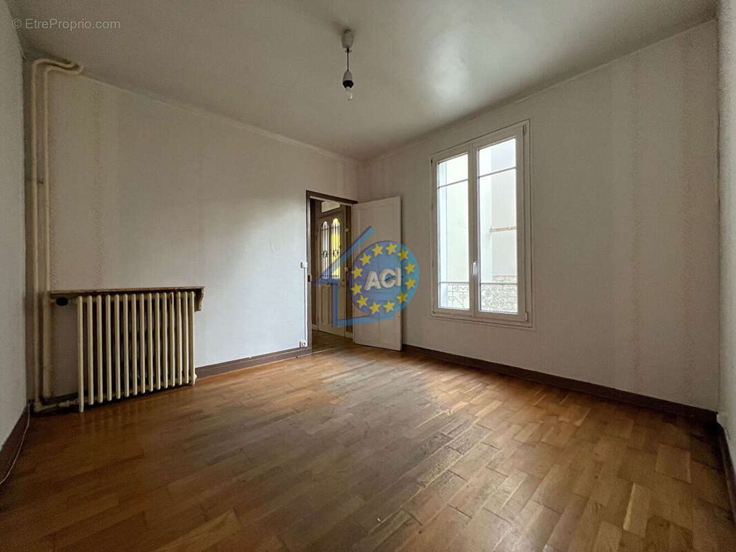 Maison à MANTES-LA-VILLE