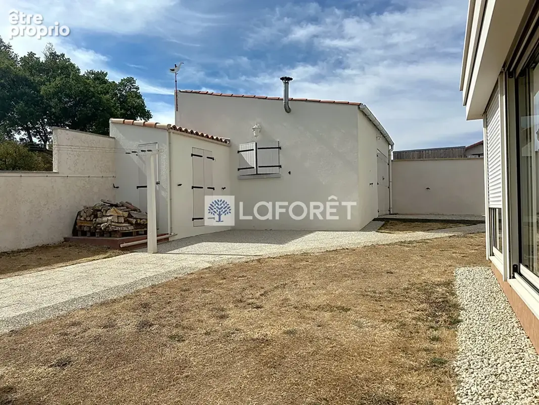 À 10 minutes de Parthenay - Maison chaleureuse de 110 m2 avec beaux espaces - photo 20