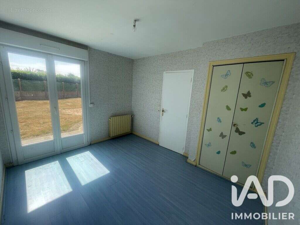 Maison 115 m² à Saint-Glen  - photo 9