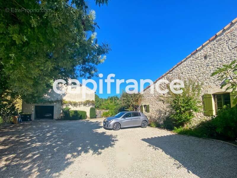 Maison à BRAUD-ET-SAINT-LOUIS